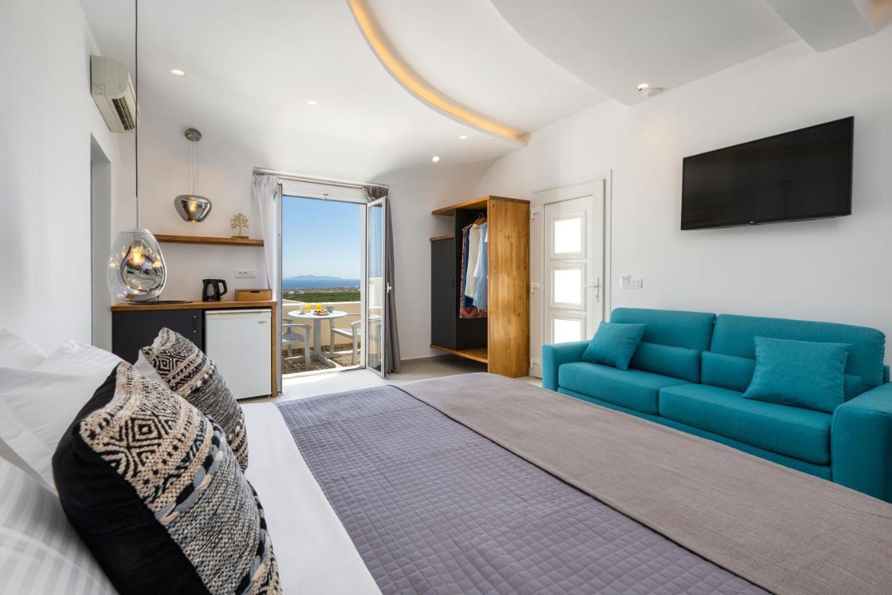 Alizea Villas & Suites Фира Екстериор снимка
