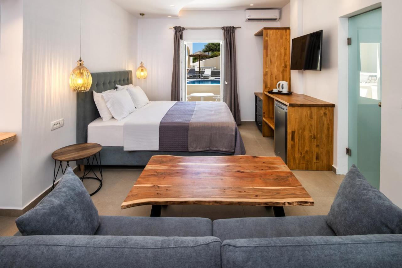Alizea Villas & Suites Фира Екстериор снимка
