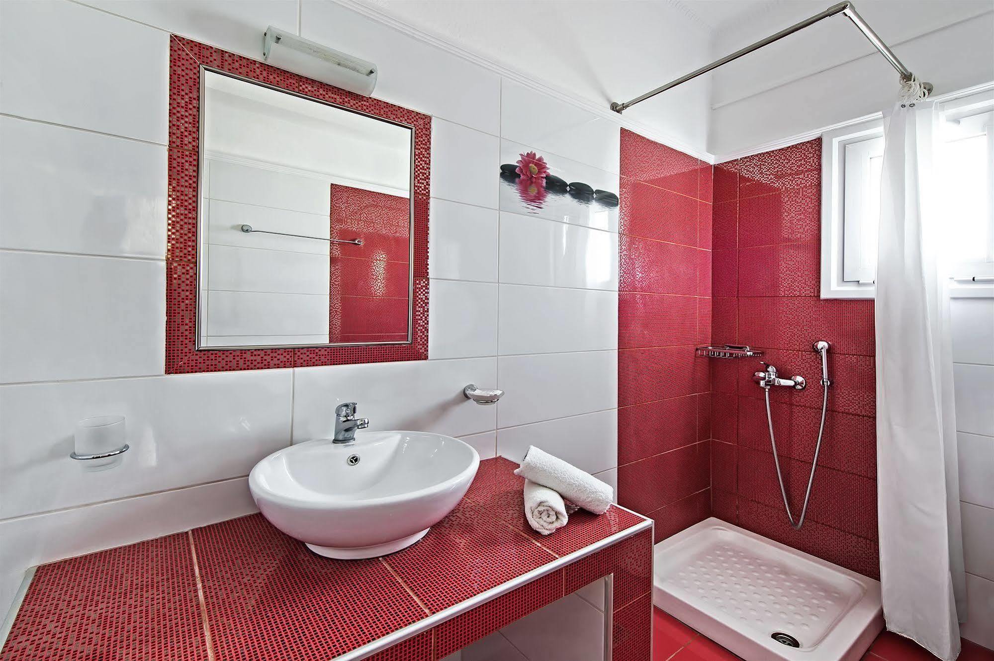 Alizea Villas & Suites Фира Екстериор снимка